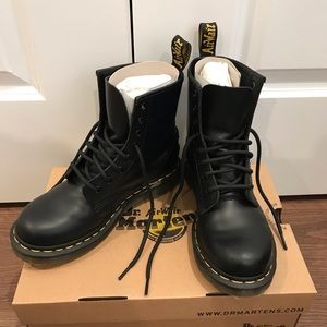 Dr. Martens 1460 Smooth Leather Lace Up Boots